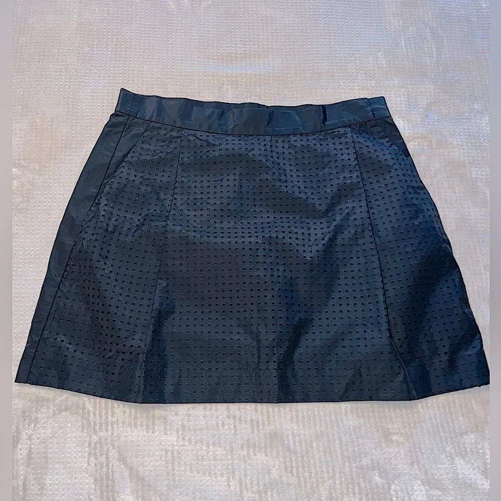 Kate Spade Saturday Black Eyelet Skirt Size 10 NWT